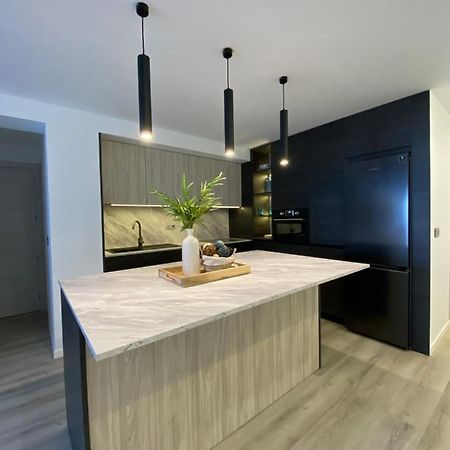 Precioso Apartamento A Estrenar En Centro De เนร์คา ภายนอก รูปภาพ