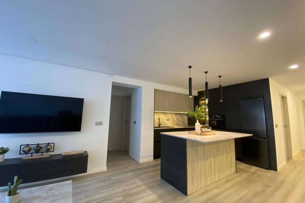 Precioso Apartamento A Estrenar En Centro De เนร์คา ภายนอก รูปภาพ